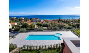 Bilocale vista mare in residence
